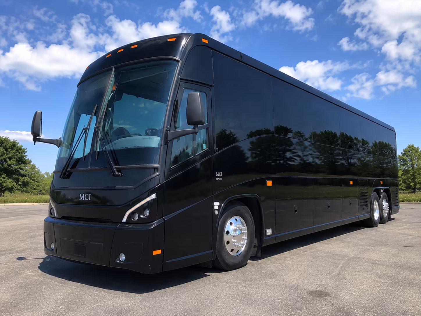 shuttle guests between somerville venues and greater boston hotel blocks