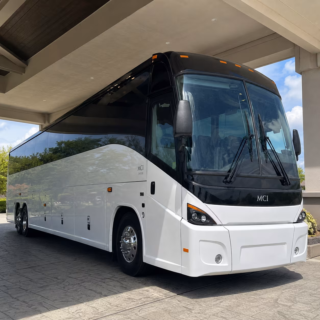 with somervillecharterbusservices com booking an airport shuttle bus from somerville means no more parking headaches at logan